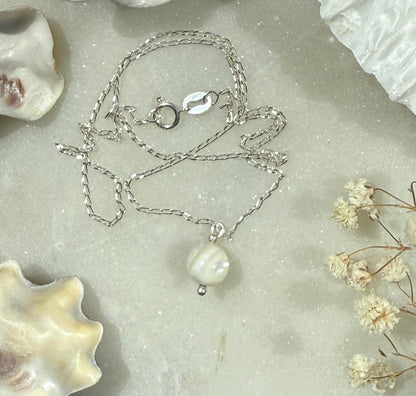 Mother of Pearl Pendant Silver Chain Necklace
